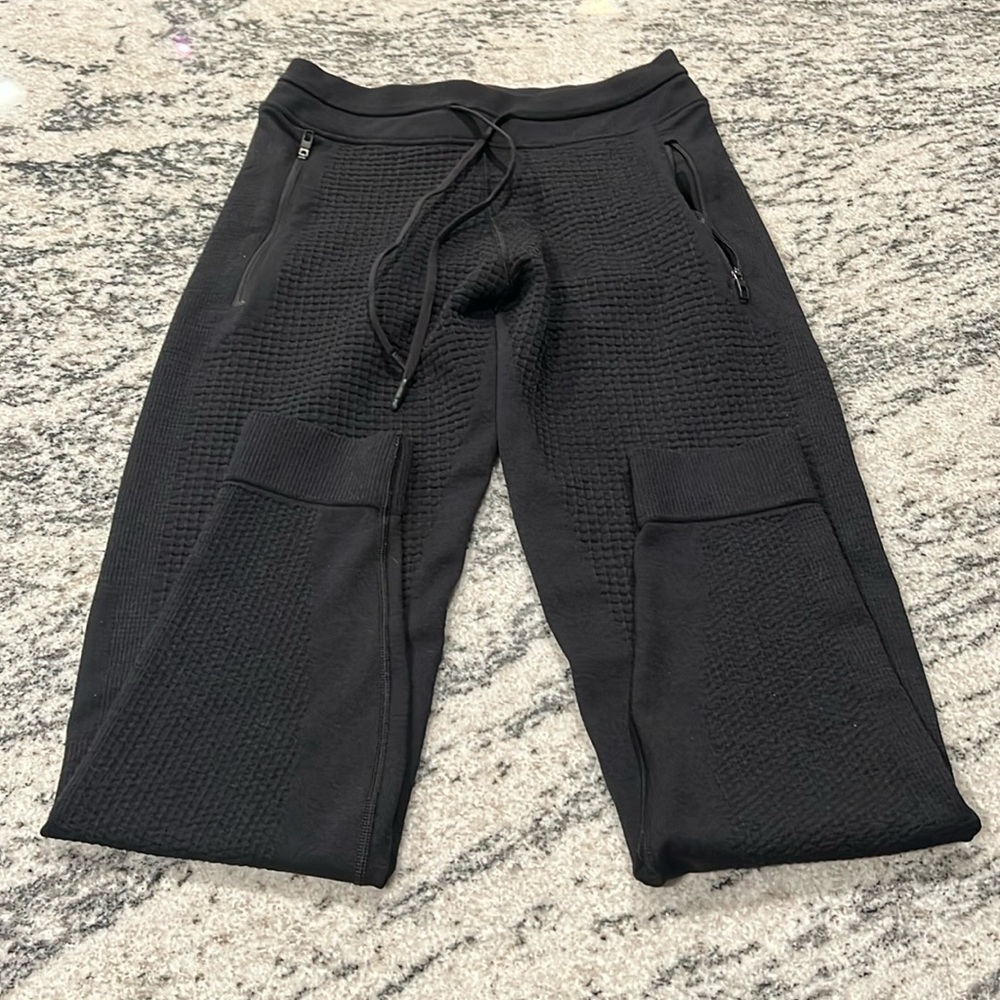 Lululemon Engineered Warmth Jogger